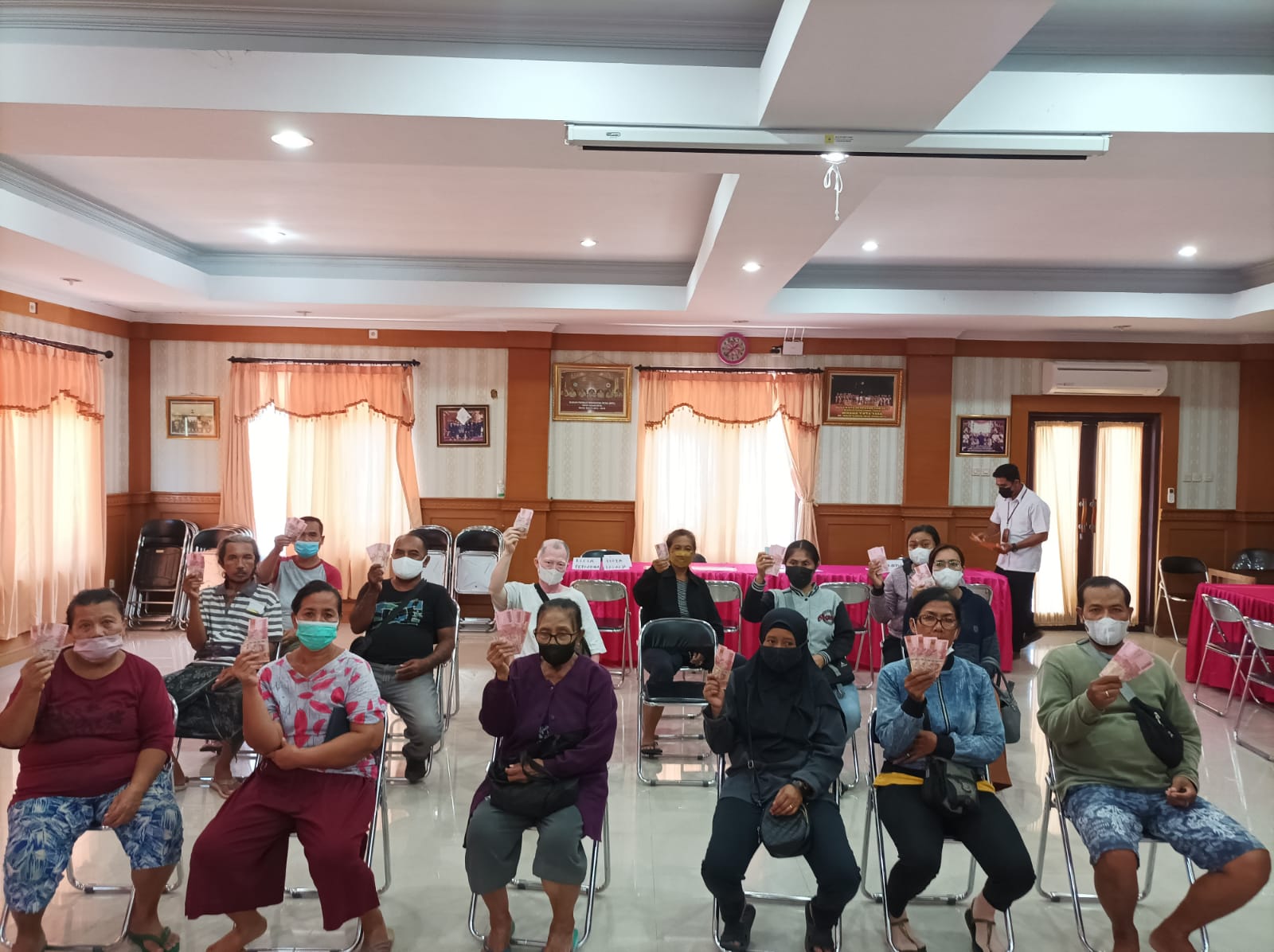 Penyaluran Bantuan Langsung Tunai ( BLT ) Dana Desa Tahun 2022 Tahap XI