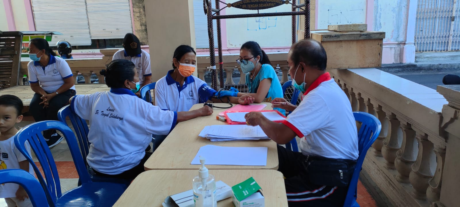 Kegiatan Posyandu di Dusun Tengah