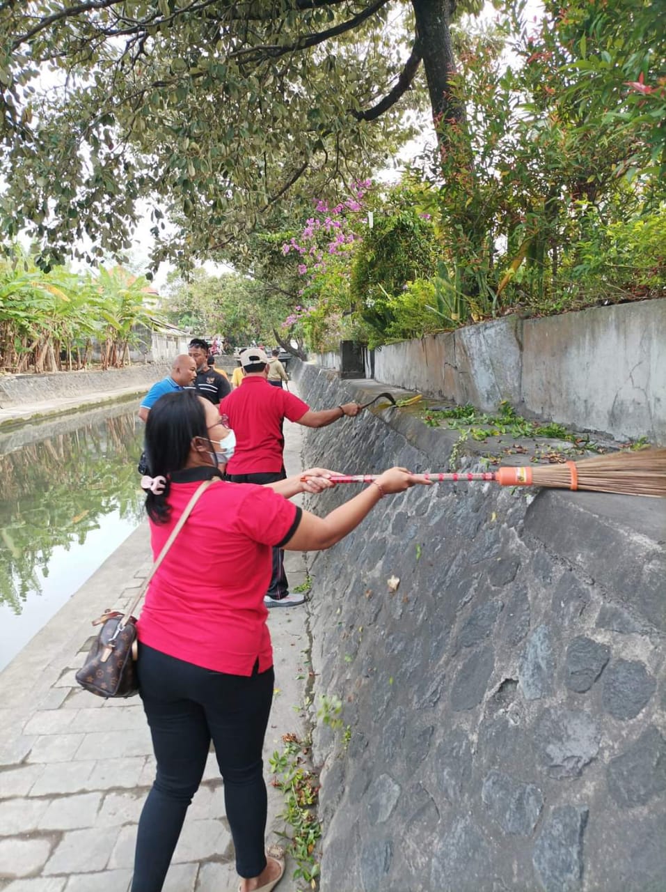 Kegiatan Jumat Bersih yang berlokasi di Tukad Punggawa