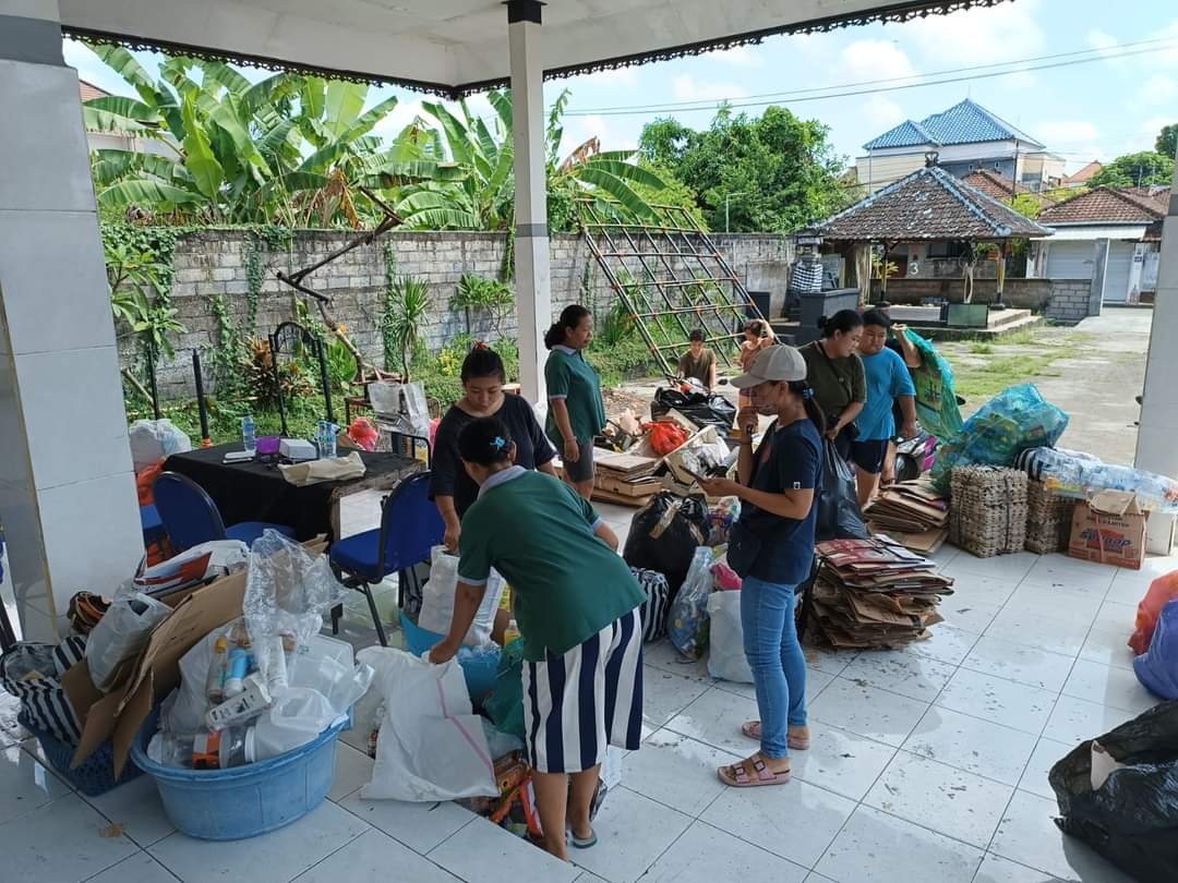 Kegiatan Bank Sampah Dusun Kerta Dalem