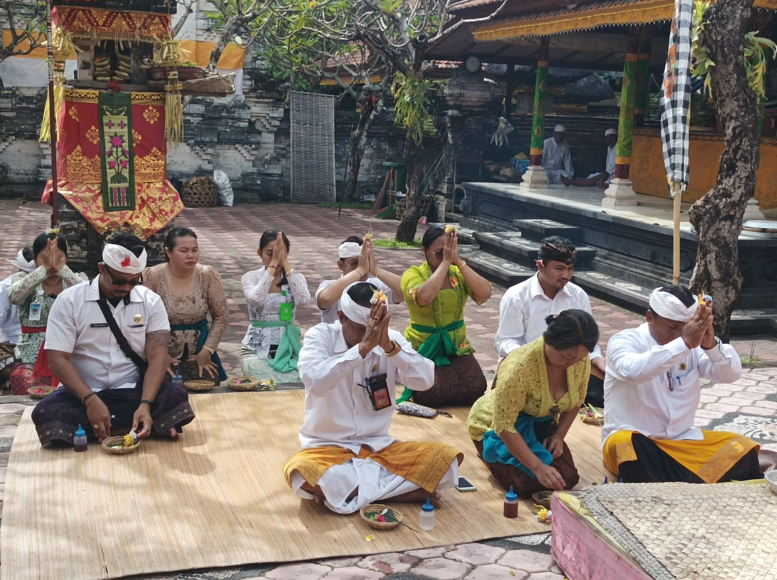 Ngaturang Pewiletan ring Pura Dalem Petasikan