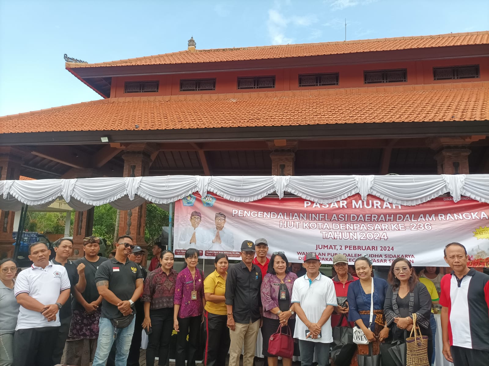 Kegiatan Pasar Murah Pengendalian Inflasi Daerah Dalam Rangka HUT Kota Denpasar Ke - 236 