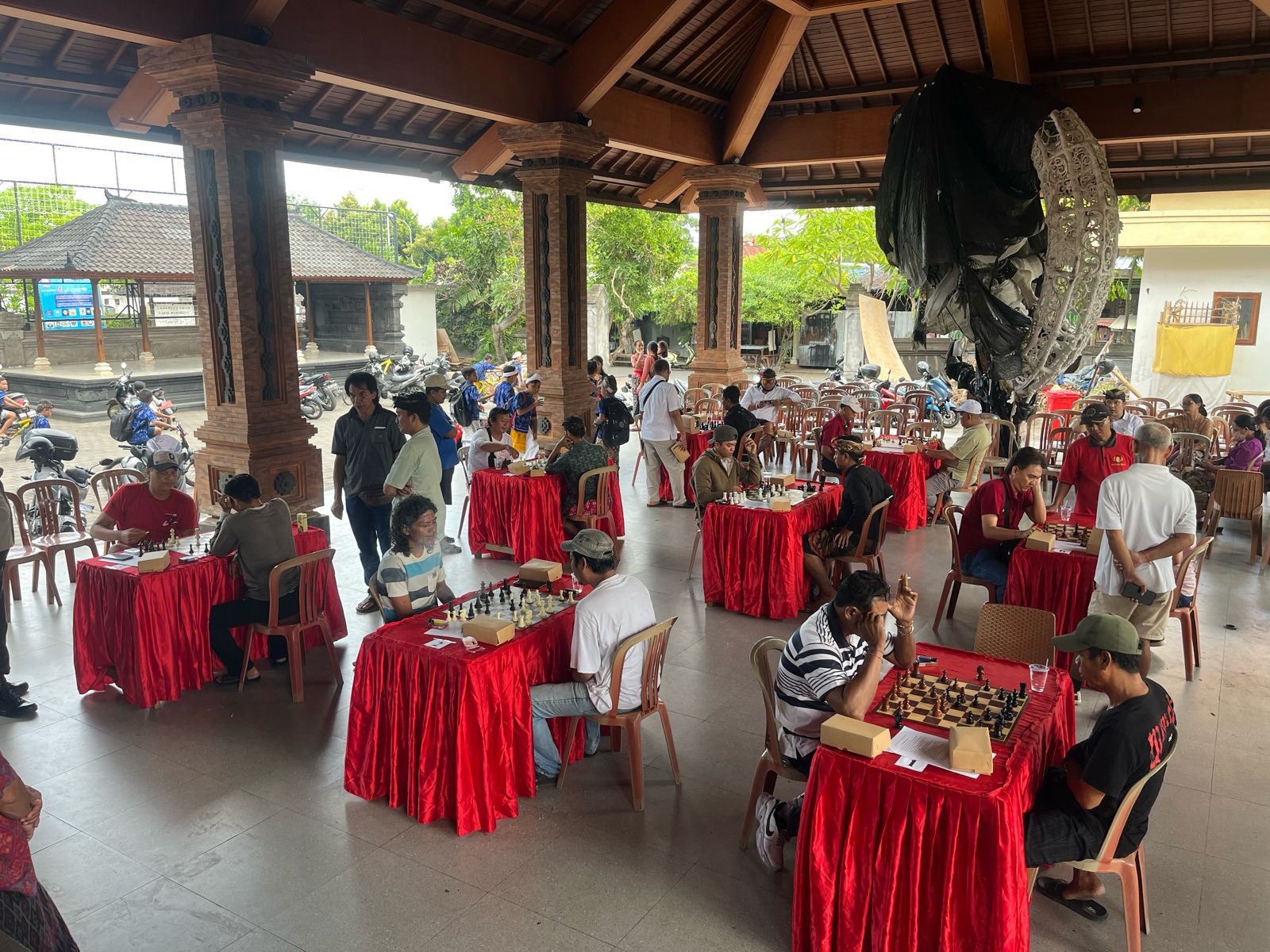 LOMBA CATUR DALAM RANGKA HUT DESA SIDAKARYA KE 42