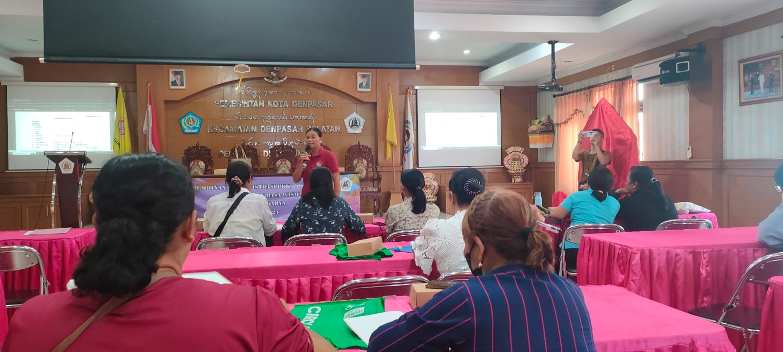 Kegiatan Pembinaan Administrasi PKK, Posyandu, BKB, UP2K dan Dasa Wisma hari kedua