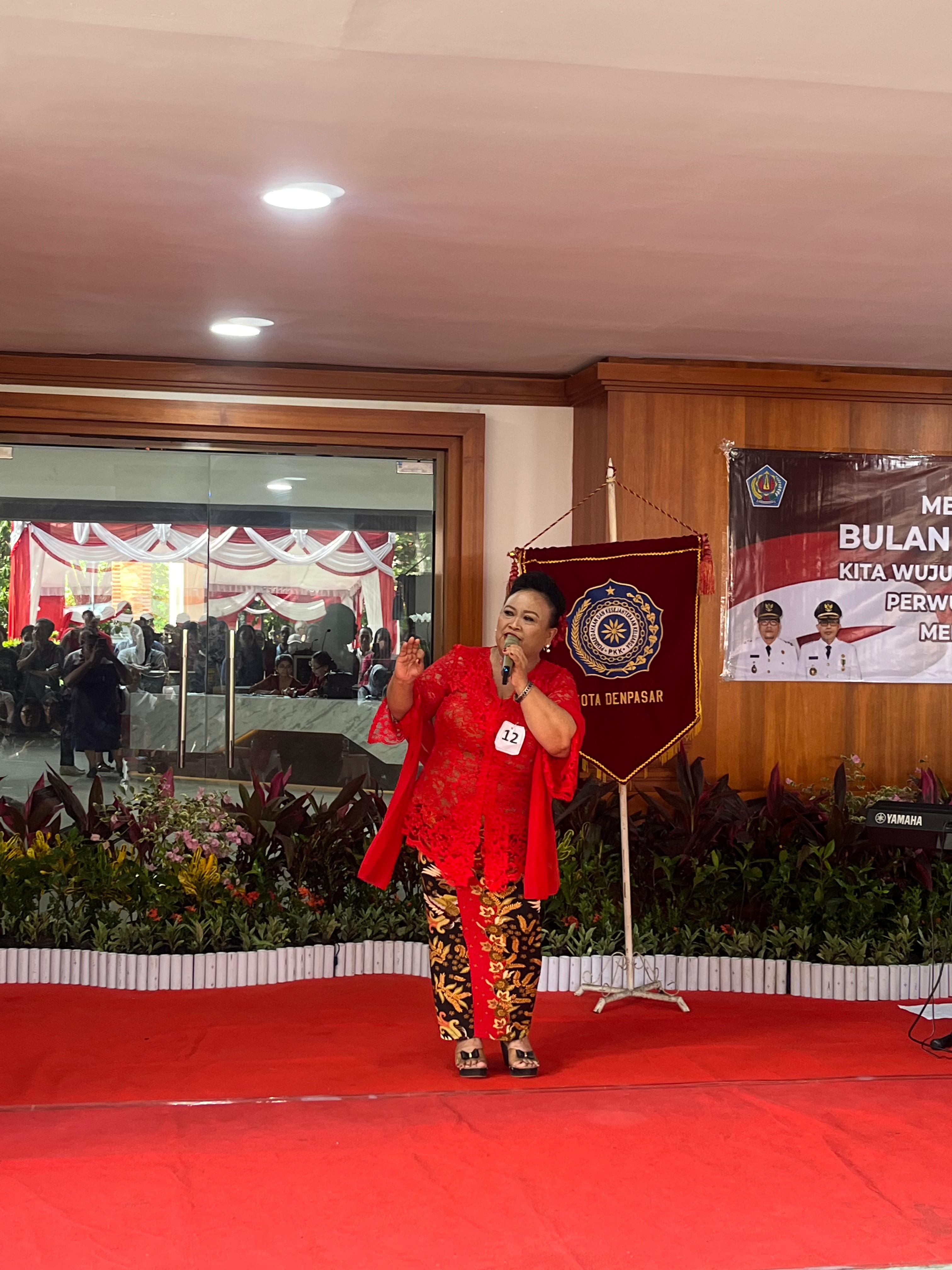 PERWAKILAN DARI DESA SIDAKARYA SEBAGAI DUTA KECAMATAN DENPASAR SELATAN