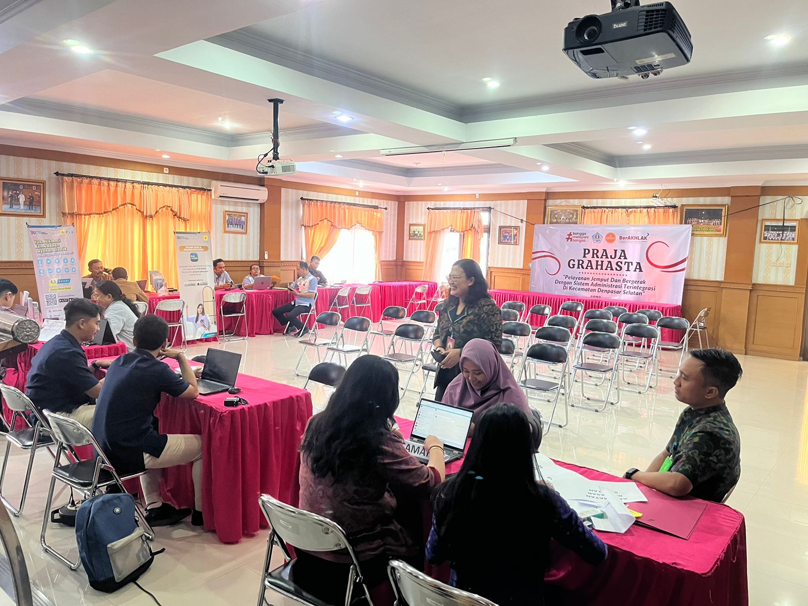 Praja Grahasta “Pelayanan Jemput Dan Bergerak Dengan Administrasi Terinetgrasi di Kecamatan Denpasar Selatan”