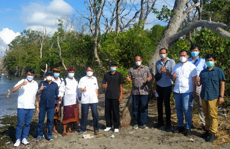 Site visit di Pantai Sidakarya
