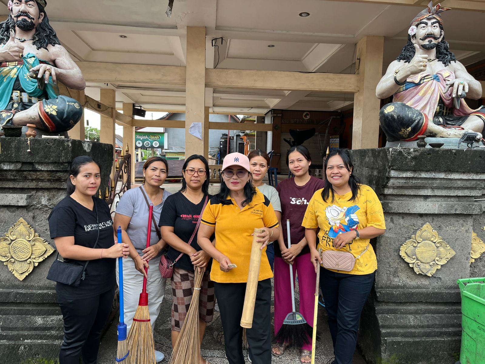 GERAKAN KULKUL PKK DAN POSYANDU DESA SIDAKARYA