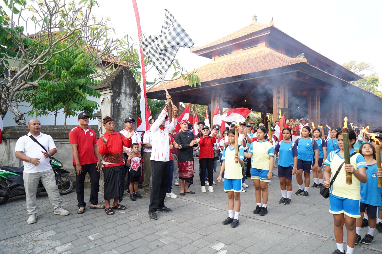 Gambar 2